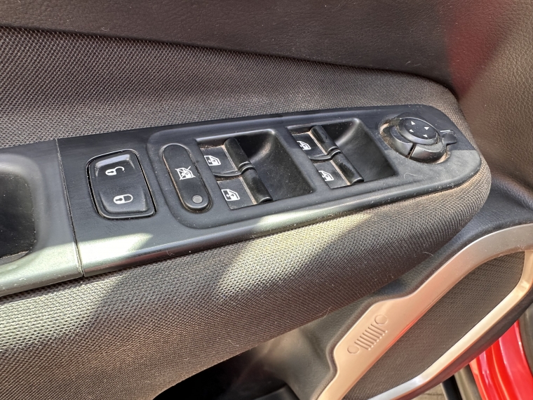 Jeep Renegade Renegade Sport 4x2 Mt 1.8 2017 Usado en Rosselot Usados