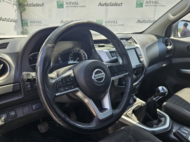 Nissan Navara D Cab 2.3 Mt Ac Xe 2021 Usado  Usado en Autoselect Usados