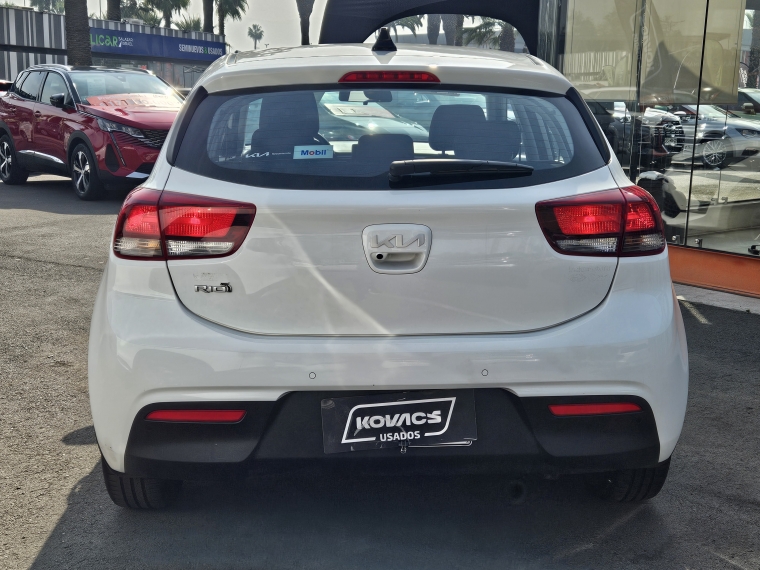 Kia Rio 5 Ex Full 6mt 1.4 2023 Usado  Usado en Kovacs Usados