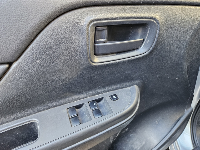 Mitsubishi Katana L200 Katana Crt 4x4 2.2 2024 Usado en Rosselot Usados