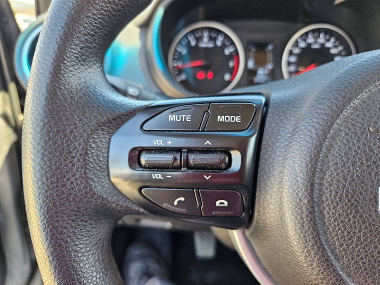 Kia Soluto Soluto 1.4 2022 Usado en Rosselot Usados