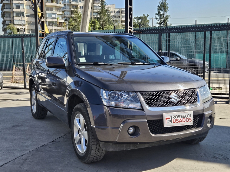 Suzuki Grand nomade Grand Nomade Glx 4x4 2.4 Aut 2012 Usado en Rosselot Usados