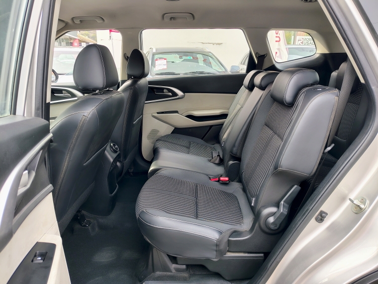 Kia Carens Carens Lx 1.5 2023 Usado en Rosselot Usados