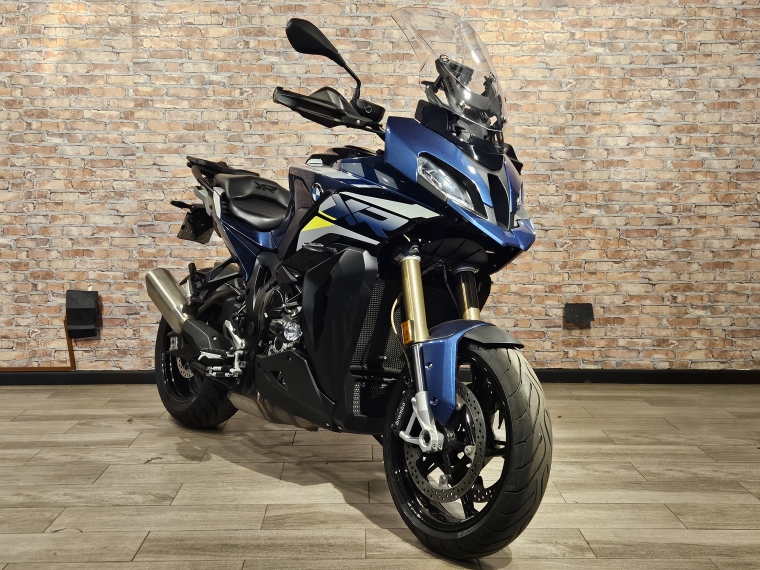 BMW S 1000 XR . 2025