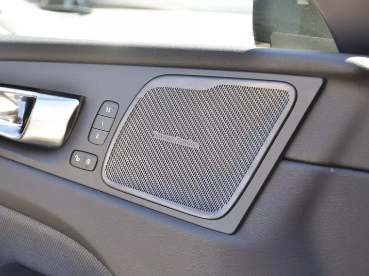 Volvo Xc60 T8 Awd Recharge Ultimate Dark 2025 Usado Usado en Webautos.cl Volvo Xc60 T8 Awd Recharge Ultimate Dark 2025 Usado Usado en Webautos.cl