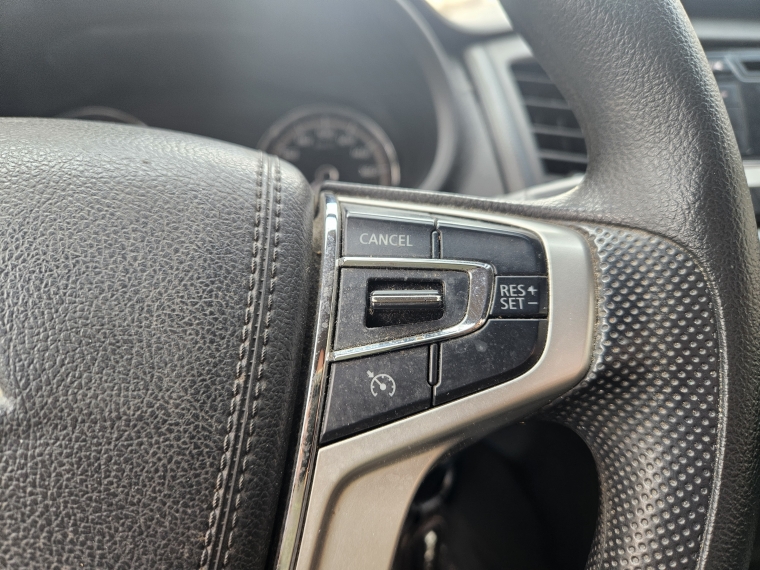 Mitsubishi L200 L200 D/c 2.4 Katana Cr 4x2 Mt Special Pack 2021 Usado en Rosselot Usados