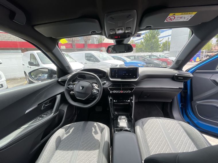 Peugeot 2008 1.5 Allure Pack Bluehdi Diesel 130hp Eat8 5p 2024 Usado  Usado en Webautos.cl