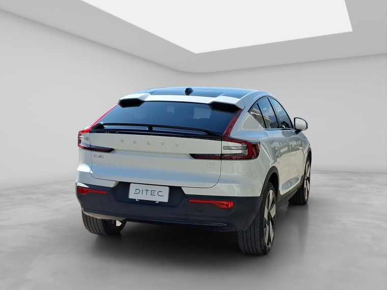 Volvo C40 P8 Recharge 2024 Usado  Usado en BMW Premium Selection