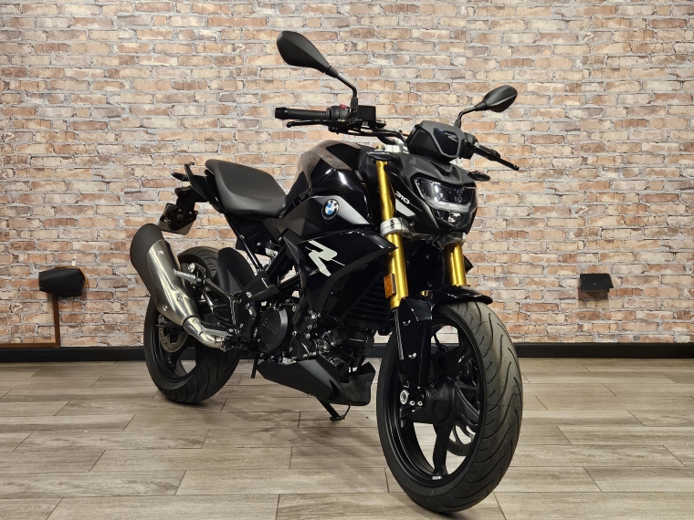 BMW G 310 R . 2025