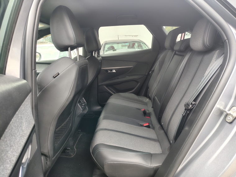 Peugeot 3008 3008 Blue Hdi 130 Eat8 1.5 Aut 2024 Usado en Rosselot Usados
