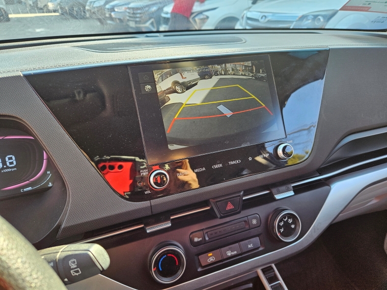 Kia Carens Carens Lx 1.5 2023 Usado en Rosselot Usados