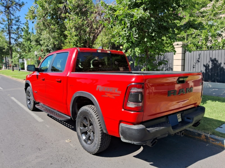 Ram 1500 Rebel Crew 4x4 5.7 Aut 2022  Usado en GT Autos