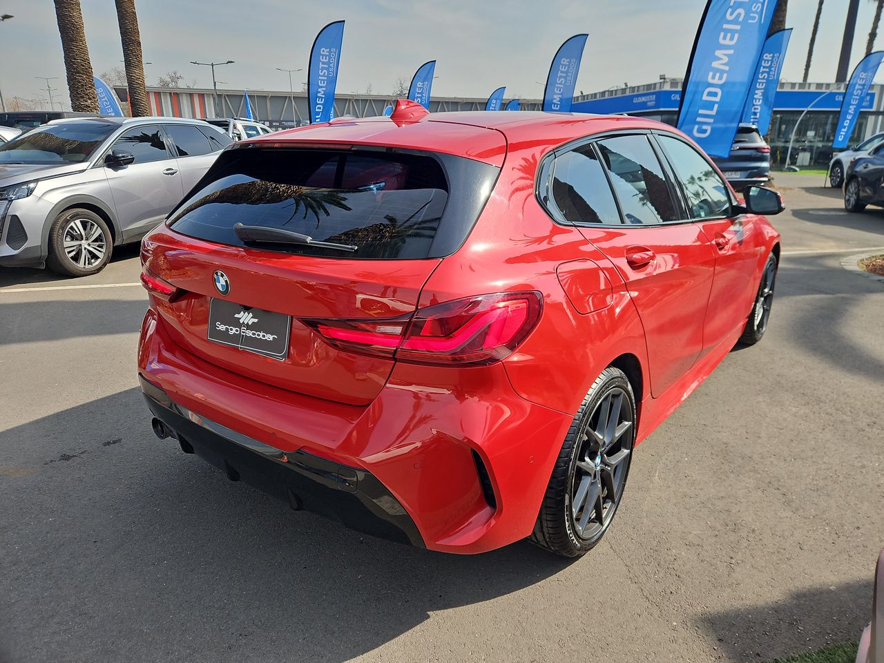 Bmw 118i 118i Hatchback 1.5 Aut 2023 Usado en Usados de Primera - Sergio Escobar