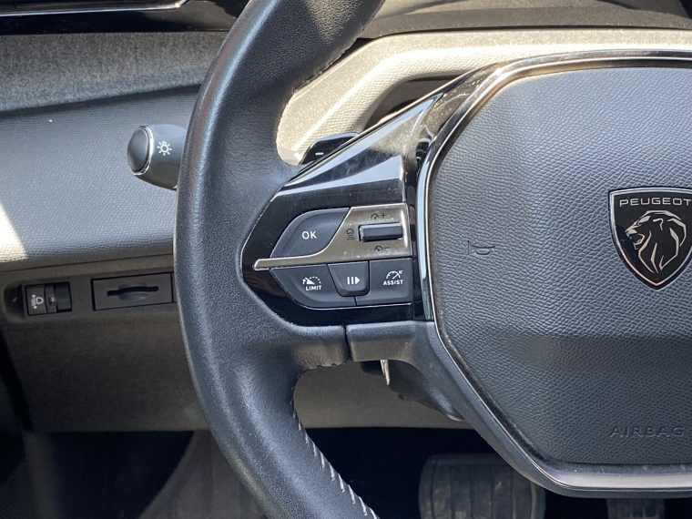 Peugeot 308 308 Bluehdi 1.5 Aut 2023 Usado en Rosselot Usados