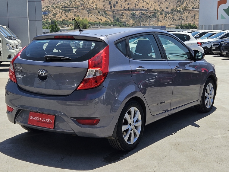 Hyundai Accent Accent Gl 1.4 2017 Usado en Rosselot Usados