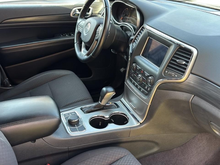 JEEP GRAND CHEROKEE LAREDO 4x4 3.0 AUT - imagen 12