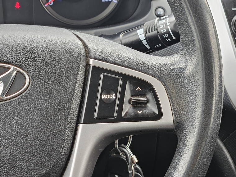 Hyundai Accent Accent Rb 1.4 2015 Usado en Rosselot Usados