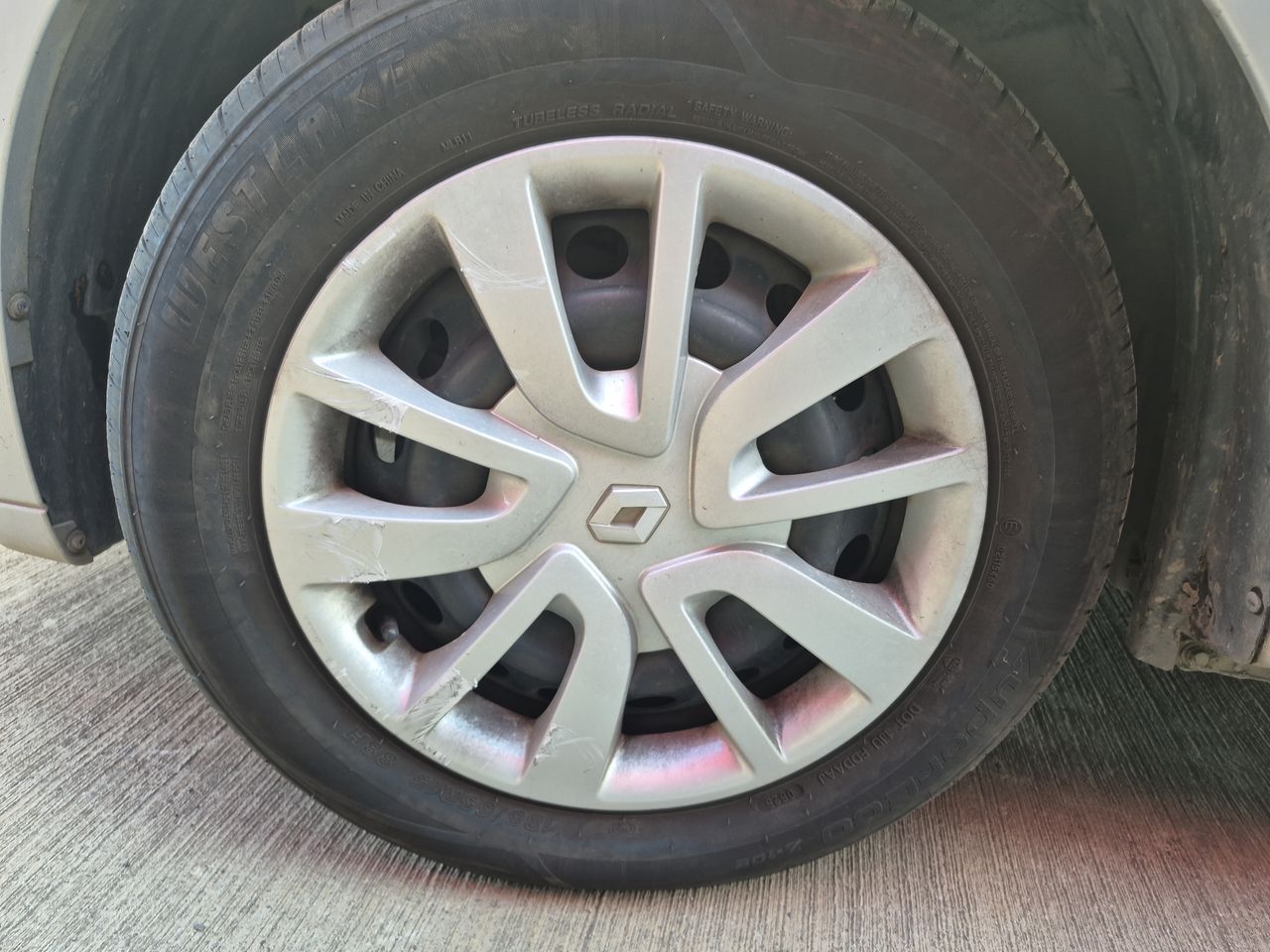 Renault Symbol Symbol Zen 1.6 2018 Usado Usado en Webautos.cl Renault Symbol Symbol Zen 1.6 2018 Usado Usado en Webautos.cl