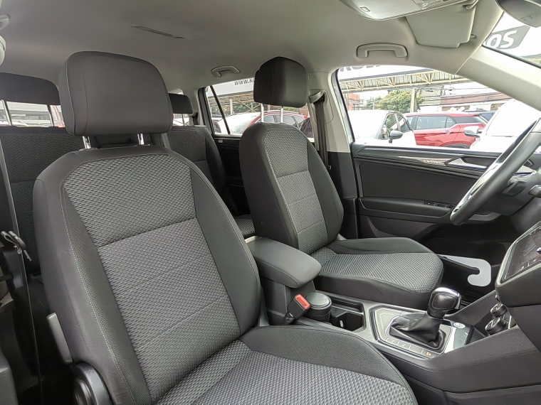 Volkswagen Tiguan Comfortline 1.4 Aut 3 Row 2022 Usado  Usado en Kovacs Usados