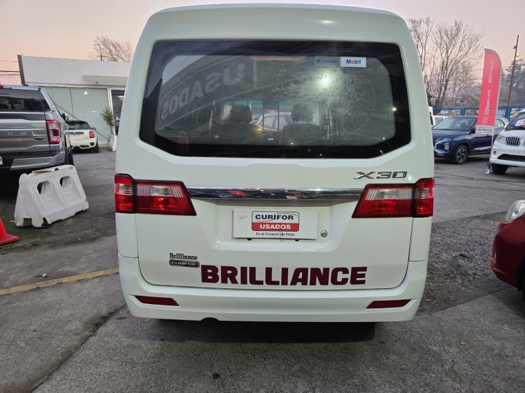 Brilliance X30 1.5 Std Mt - Solo 14.000km 2022 Usado  Usado en Webautos.cl