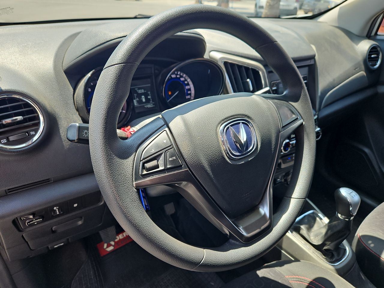 Changan Cs15 Cs15 Hb 1.5 2024 Usado en Usados de Primera - Sergio Escobar