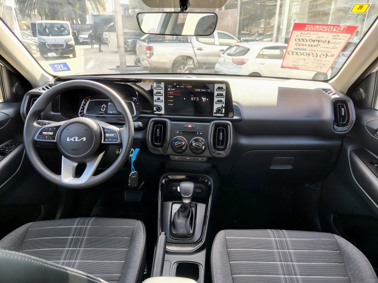 Kia Sonet Sonet 1.5 Aut 2025 Usado en Rosselot Usados