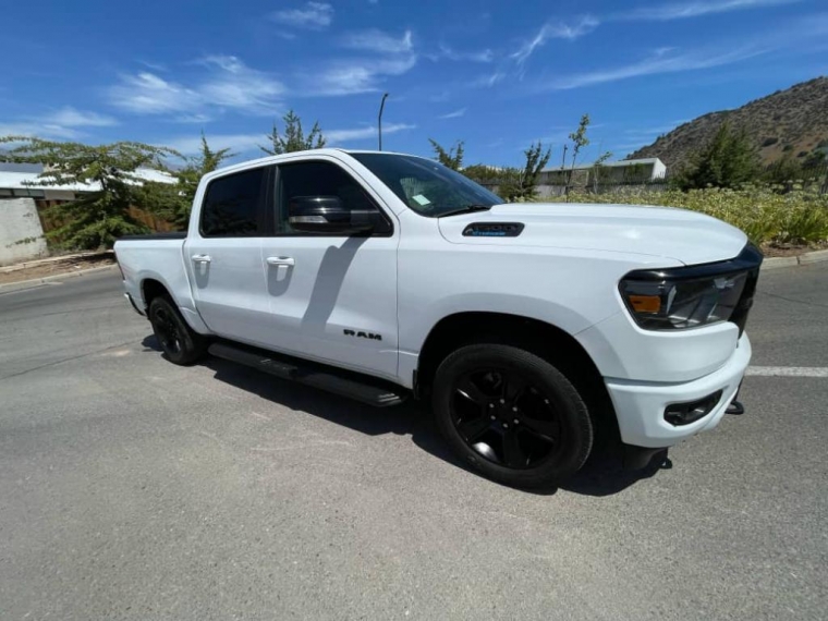 Ram 1500 Big Horn Crew Cab 4x4 3.6 Aut 2023  Usado en Automarket Chile