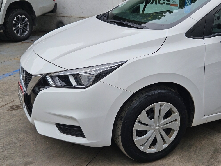 Nissan Versa 1.6  Sense  Mt 2023 Usado  Usado en Kovacs Usados