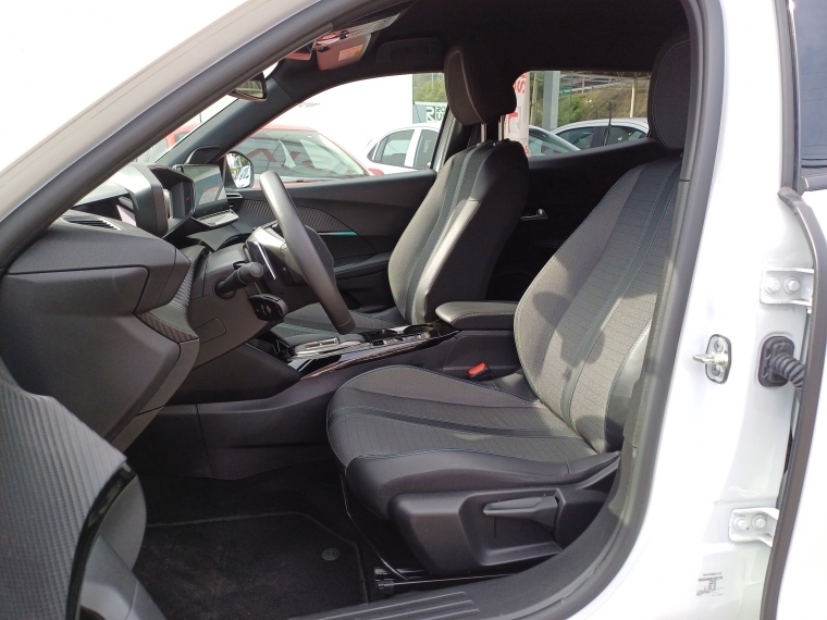 Peugeot 2008 2008 Puretech 130 Eat8 1.2 Aut 2023 Usado en Rosselot Usados