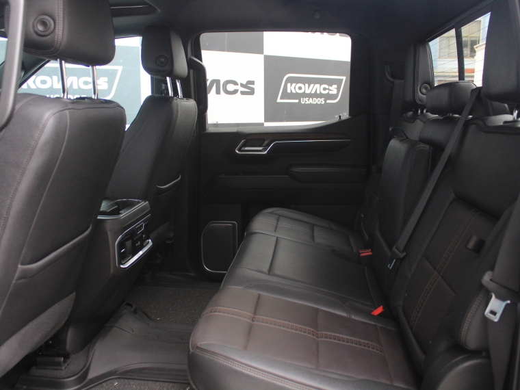 Chevrolet Silverado 3.0 Td High Country At 4x4 Diesel 2023 Usado  Usado en Kovacs Usados