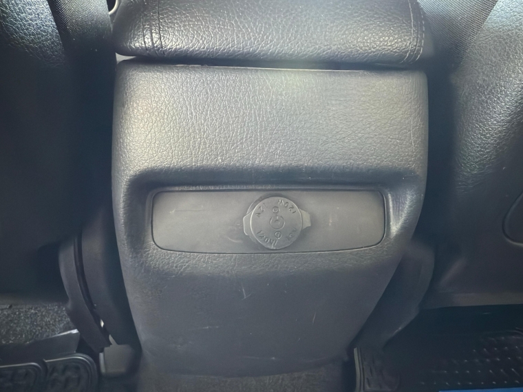 Kia Sorento Ex 2.4 2014 Usado en Automotriz Olea Flaño