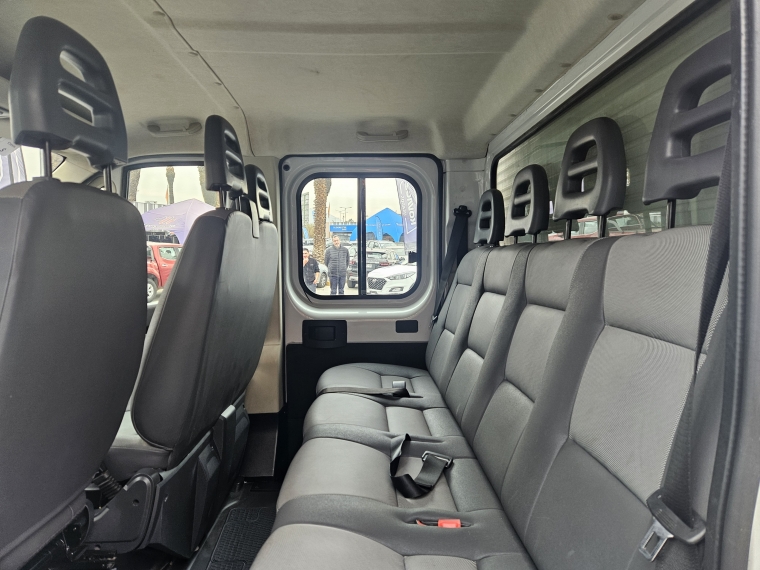 Peugeot Boxer D/cab. L4 Bluehdi 165 Mt Diesel 2023 Usado  Usado en Kovacs Usados
