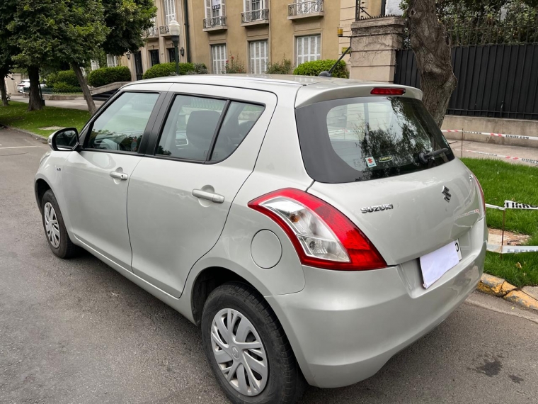 Suzuki Swift Gl Hb 1.2 2017  Usado en GT Autos