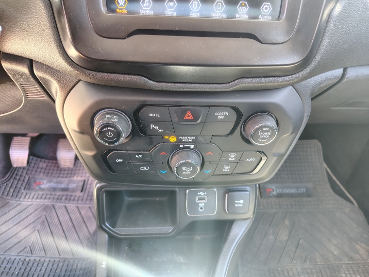 Jeep Renegade Renegade Sport Lx 4x2 Mt 1.8 2023 Usado en Rosselot Usados