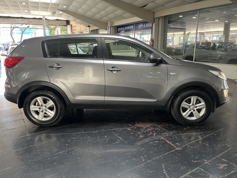 Kia Sportage Lx 2.0 Gsl Aut 2wd 2016  Usado en Grass & Arueste Usados