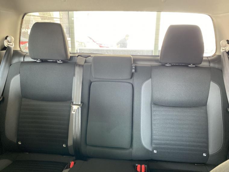 Nissan Navara 2.3d Se Diesel 4x4 Dob.cab. Mt 4p 2024 Usado  Usado en Webautos.cl