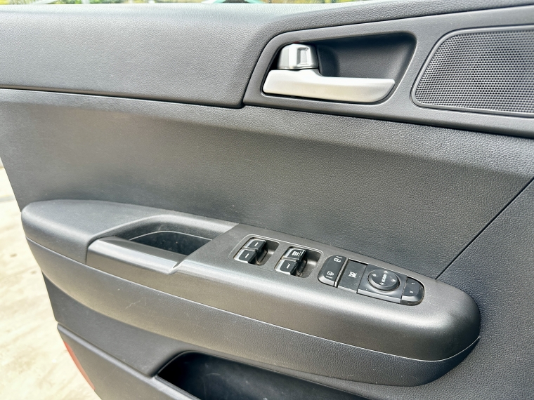 Kia Sportage Sportage Lx 2.0 2018 Usado en Rosselot Usados