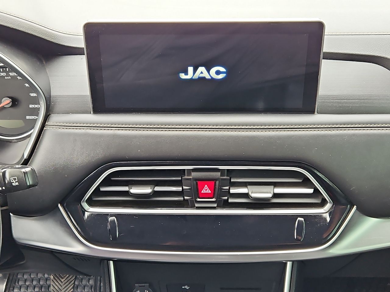 Jac Js8 Js8 Turbo 1.5 2023 Usado en Usados de Primera - Sergio Escobar