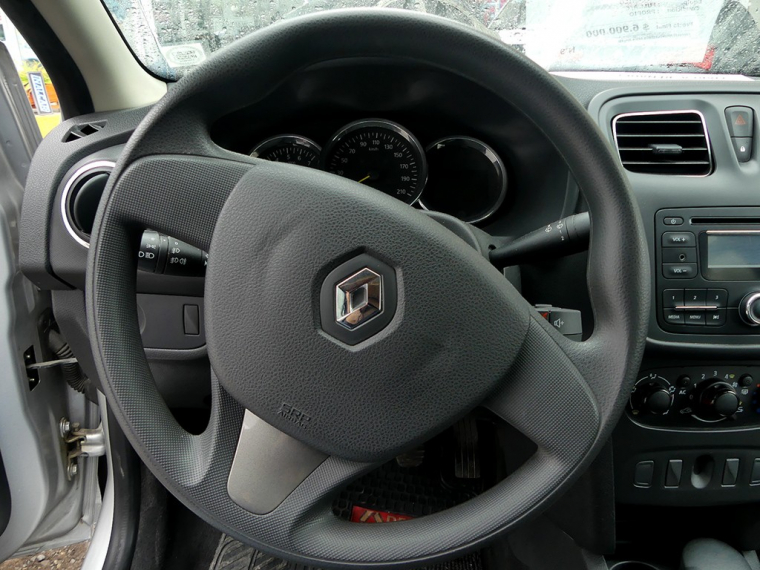 Renault Symbol 1.6 2015 Usado  Usado en Webautos.cl