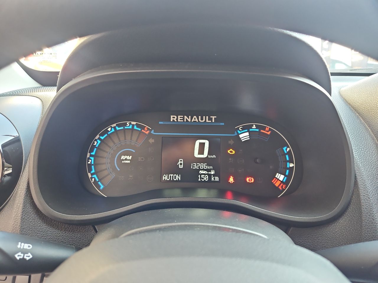 Renault Kwid Kwid Hb Mt 1.0 2024 Usado en Usados de Primera - Sergio Escobar