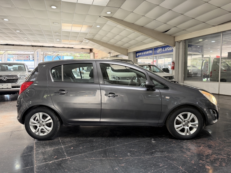 Opel Corsa 1.4l Enjoy 5mt Ac 2013  Usado en Grass & Arueste