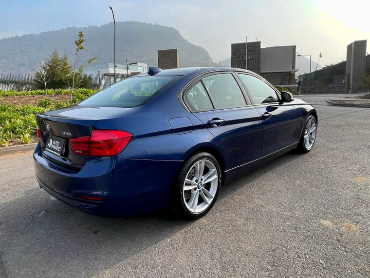 Bmw 318 I 1.5 Aut 2019  Usado en Automarket Chile