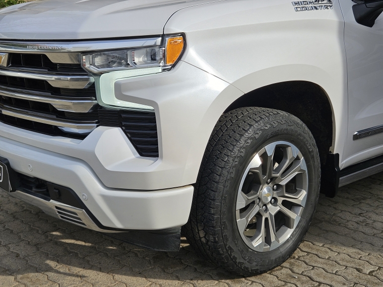 Chevrolet Silverado 3.0 Td High Country At 4x4 Diesel 2023 Usado  Usado en Kovacs Usados