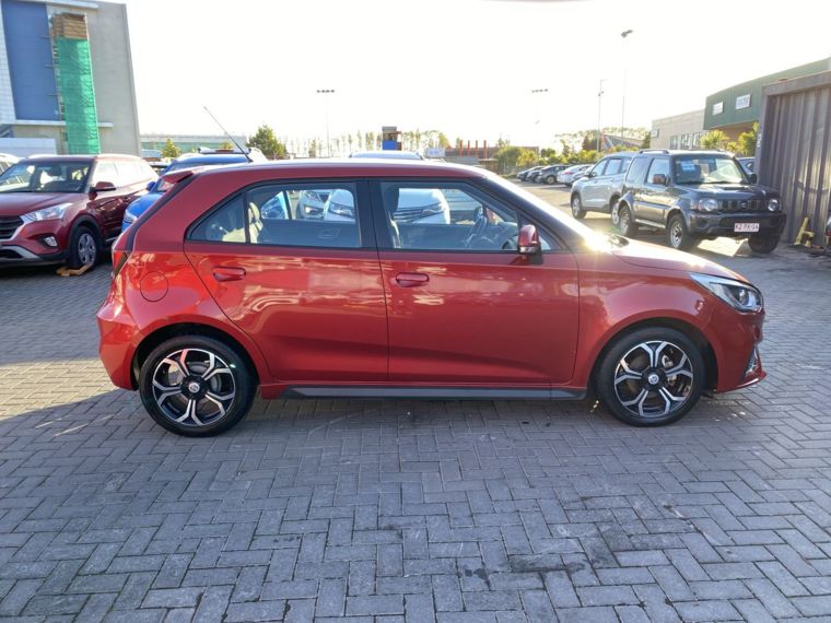 Mg Mg3 New Mg3 1.5 Mt Com 2022 Usado  Usado en Webautos.cl
