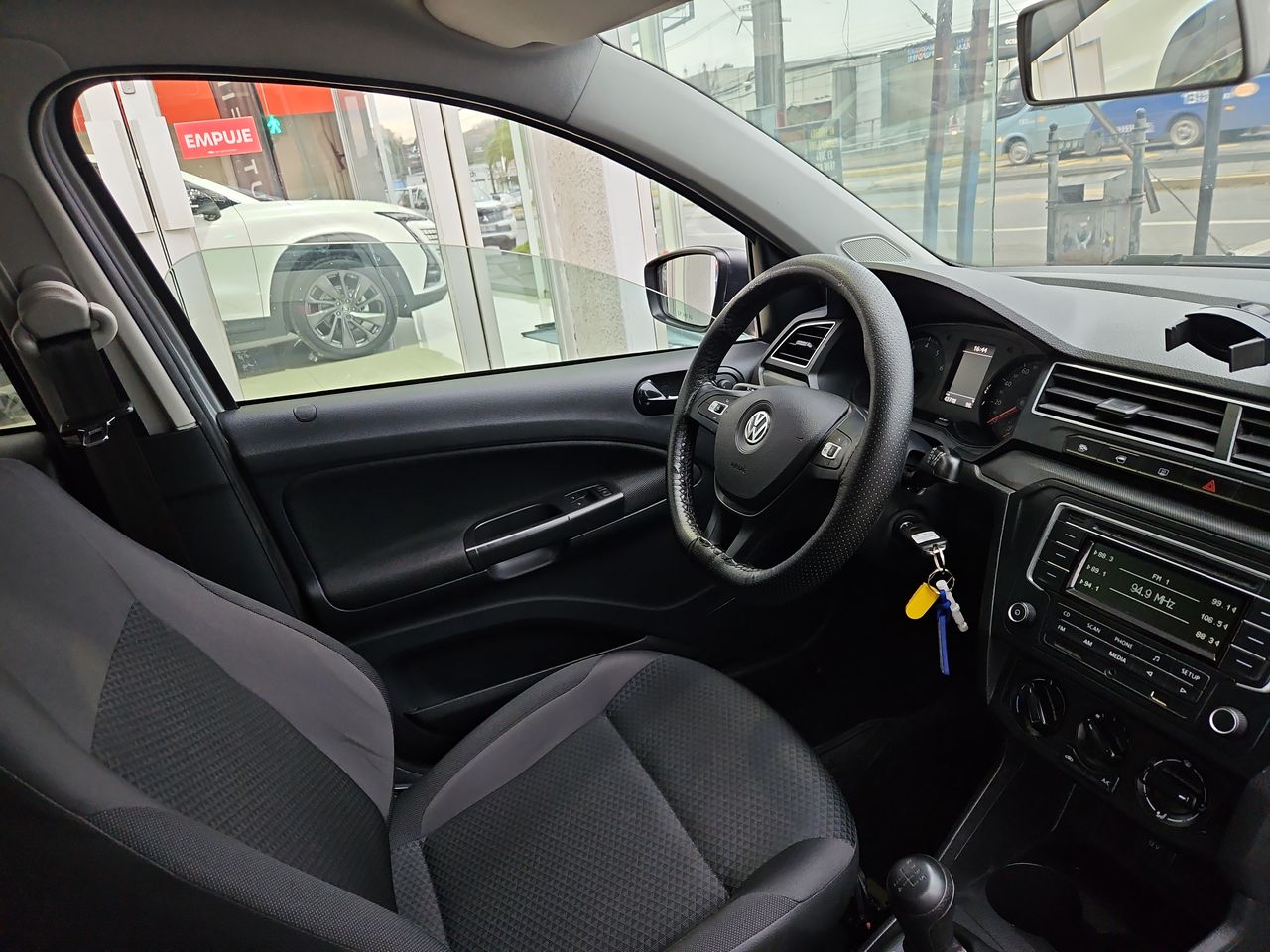 Volkswagen Gol Gol Hb 1.6 2023 Usado en Usados de Primera - Sergio Escobar