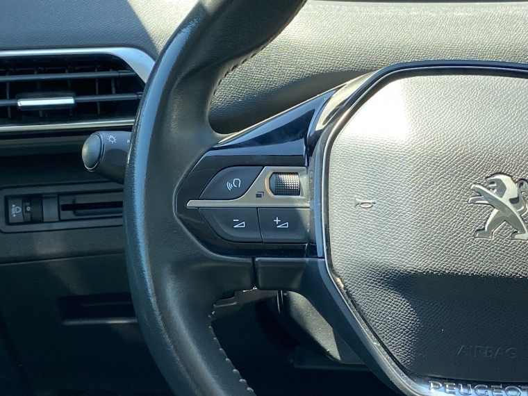 Peugeot 3008 3008 Puretech 1.2l 2022 Usado en Rosselot Usados