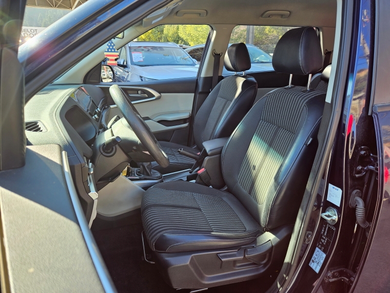 Kia Carens Carens Lx 1.5 2023 Usado en Rosselot Usados