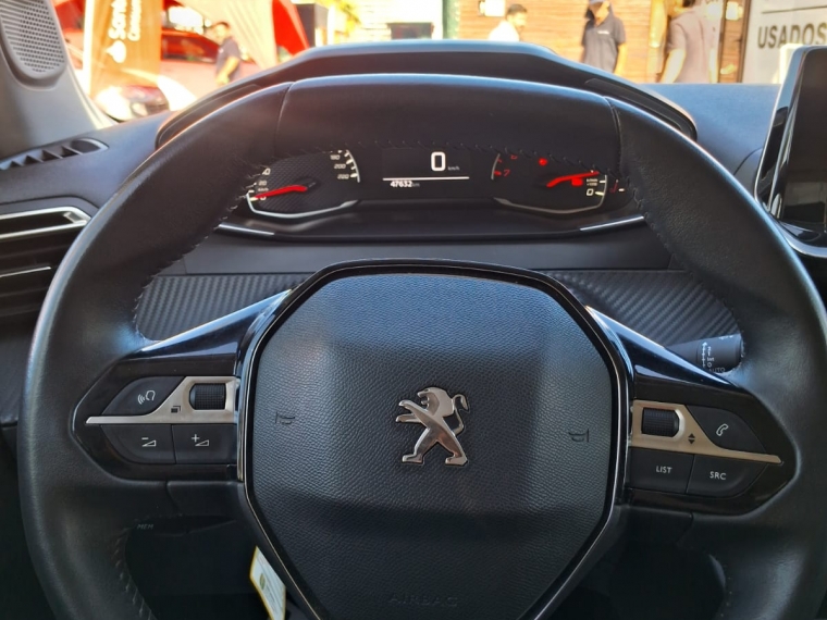 Peugeot 2008 1.2 Allure Pack Puretech 130 Mt 2021 Usado Usado en Webautos.cl Peugeot 2008 1.2 Allure Pack Puretech 130 Mt 2021 Usado Usado en Webautos.cl