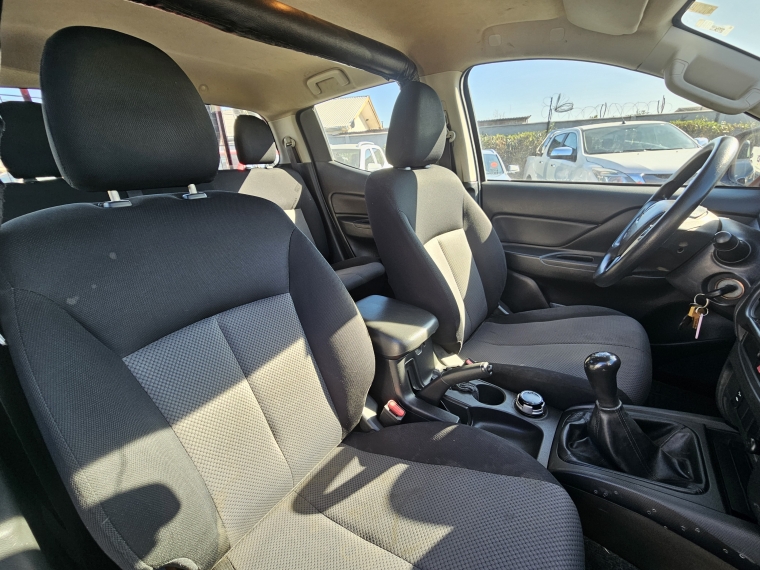 Mitsubishi L200 Katana Crt 4x4 2.4 2023 Usado  Usado en Autoselect Usados