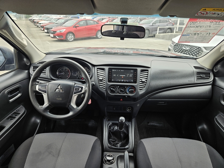 Mitsubishi L200 L200 D/c 2.4 Katana Crt 4x4 Special Pack 2023 Usado en Rosselot Usados